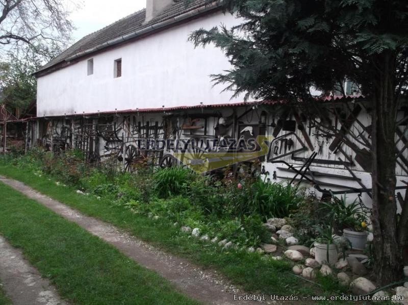 Udvar